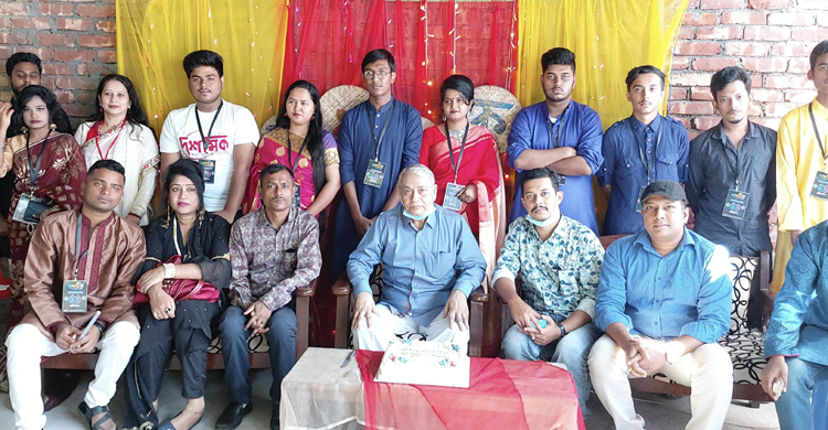 টাঙ্গাইলে স্বেচ্ছাসেবী তরুণদের সংগঠন  দশ